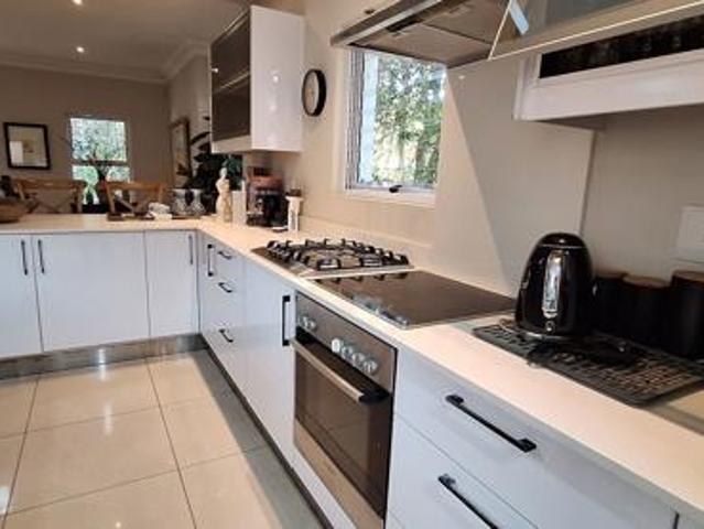 3 Bedroom Apartment in La Lucia
