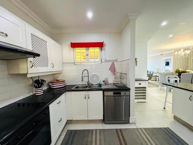 3 Bedroom Apartment in La Lucia