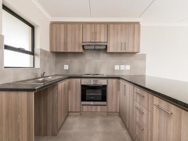 3 Bedroom Apartment in Langeberg Ridge