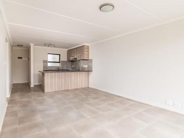 3 Bedroom Apartment in Langeberg Ridge