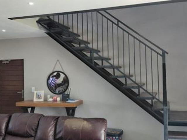 3 Bedroom Apartment in Leloko