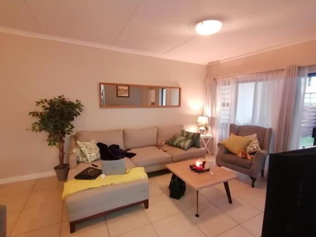 3 Bedroom Apartment in Linbro Park