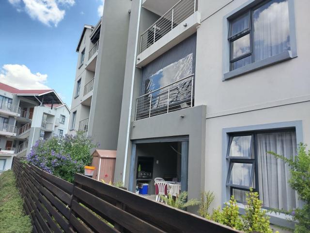 3 Bedroom Apartment in Longmeadow