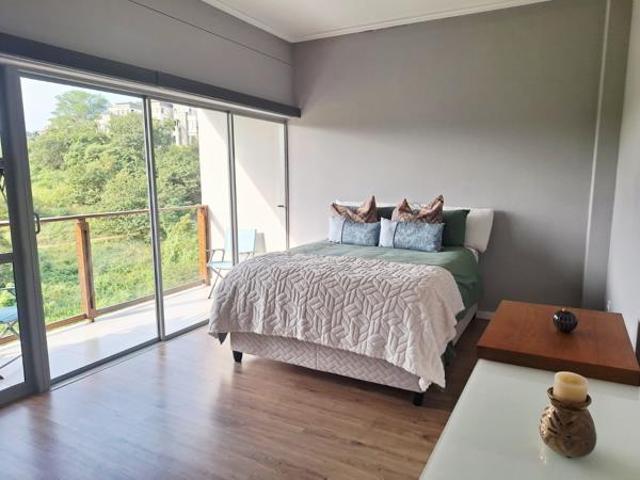 3 Bedroom Apartment in Palm Lakes Estate
