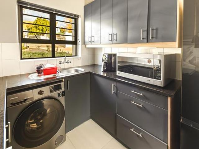 3 Bedroom Apartment in Paradyskloof