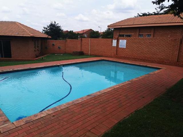 3 Bedroom Apartment in Paramount Estate