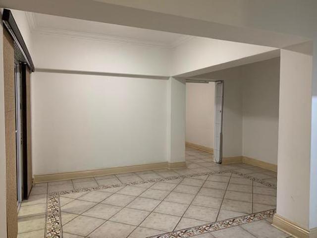 3 Bedroom Apartment in Parkview