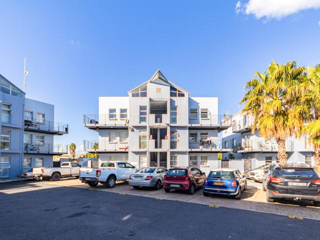 3 Bedroom Apartment in Parklands