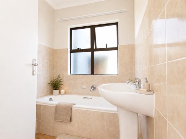 3 Bedroom Apartment in Parklands