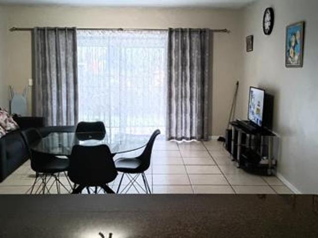 3 Bedroom Apartment in Parklands