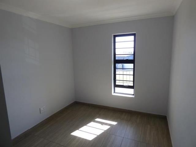 3 Bedroom Apartment in Parklands North