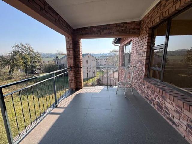 3 Bedroom Apartment in Pelham