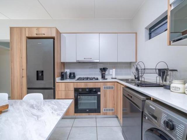 3 Bedroom Apartment in Pinehaven