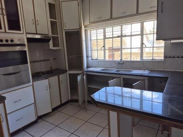 3 Bedroom Apartment in Queenstown Central