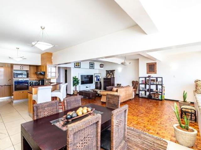 3 Bedroom Apartment in Quigney