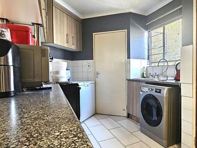 3 Bedroom Apartment in Radiokop