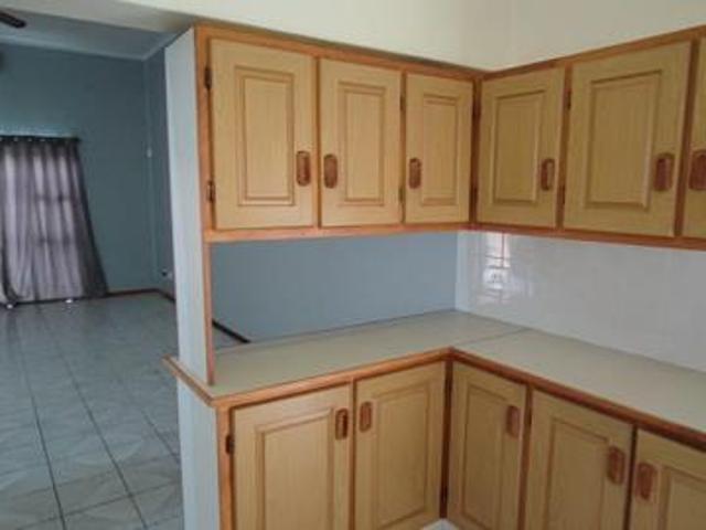 3 Bedroom Apartment in Rhodesdene