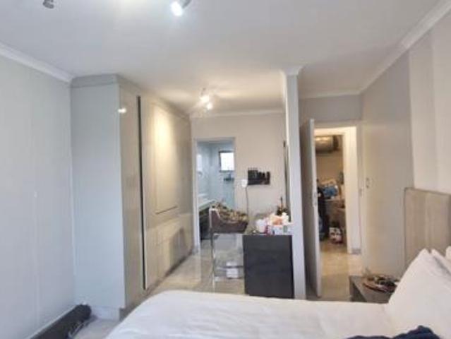 3 Bedroom Apartment in Riverside
