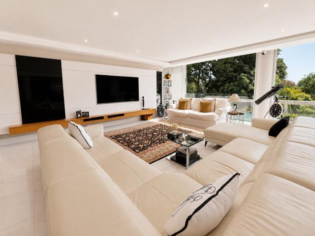 3 Bedroom Apartment in Riviera