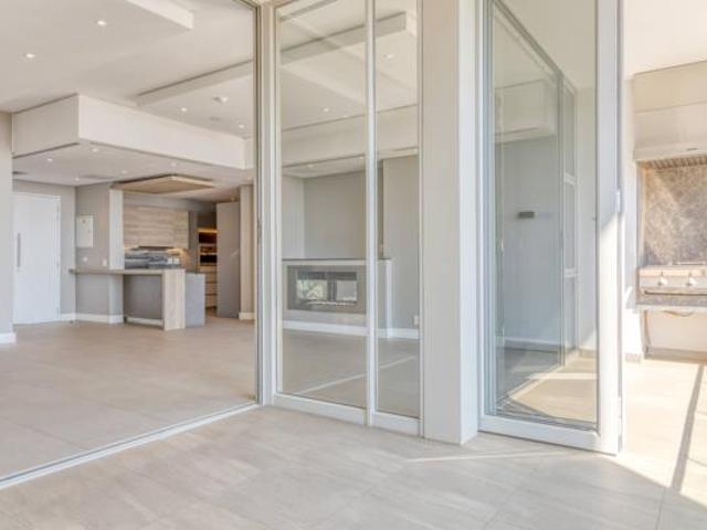 3 Bedroom Apartment in Rosebank