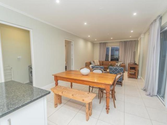 3 Bedroom Apartment in St Georges Park