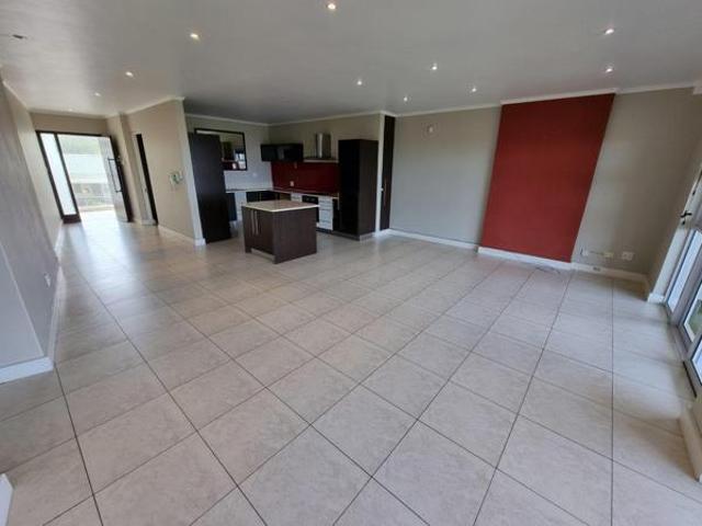 3 Bedroom Apartment in St Georges Park