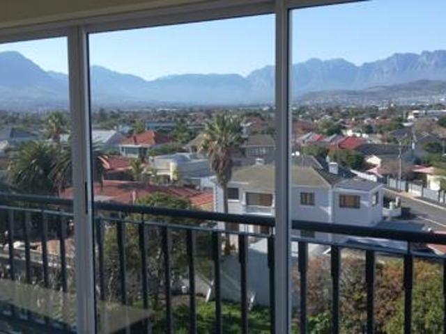 3 Bedroom Apartment in Strand North