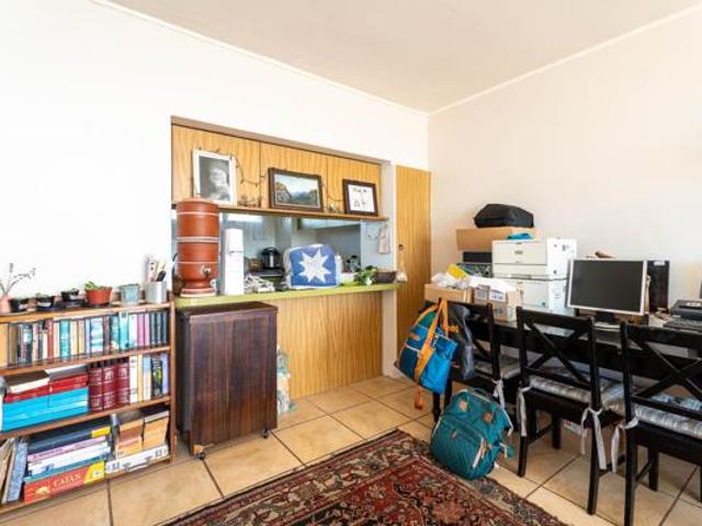 3 Bedroom Apartment in Strand South