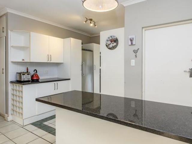 3 Bedroom Apartment in Summerstrand