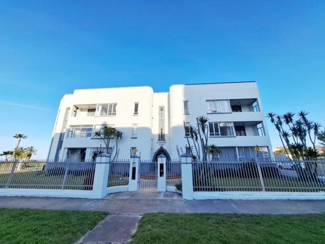 3 Bedroom Apartment in Summerstrand