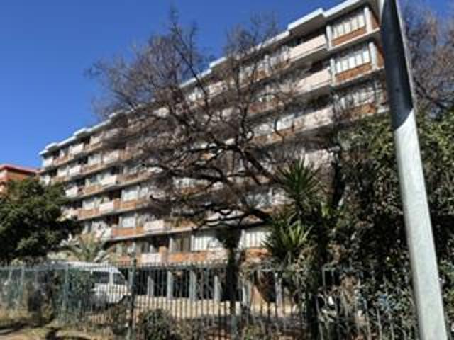 3 Bedroom Apartment in Sunnyside