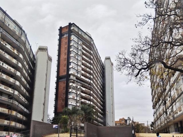 3 Bedroom Apartment in Sunnyside