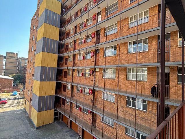 3 Bedroom Apartment in Sunnyside