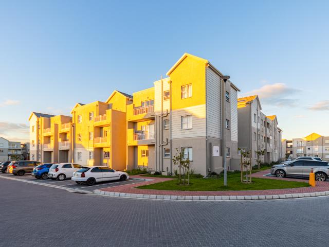 3 Bedroom Apartment in Sunningdale