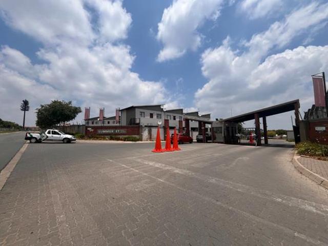 3 Bedroom Apartment in Sagewood