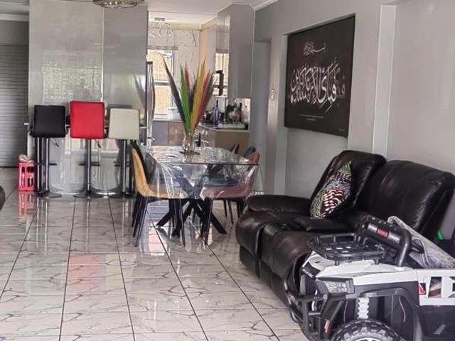 3 Bedroom Apartment in Safari Gardens