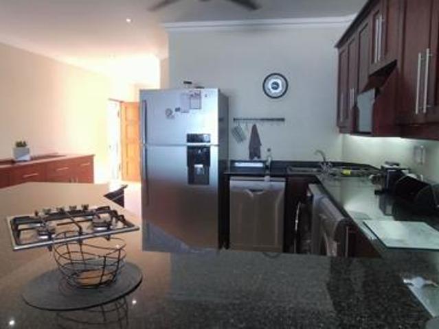 3 Bedroom Apartment in Saint Michaels on Sea