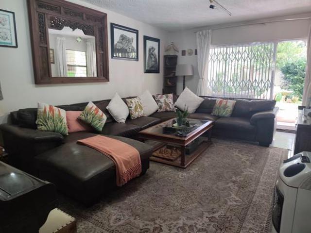 3 Bedroom Apartment in Sandton Central