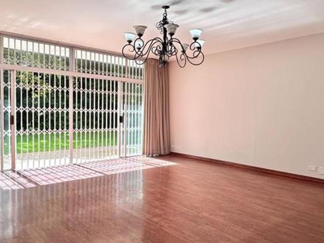 3 Bedroom Apartment in Sandhurst