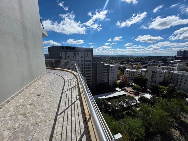 3 Bedroom Apartment in Sandhurst