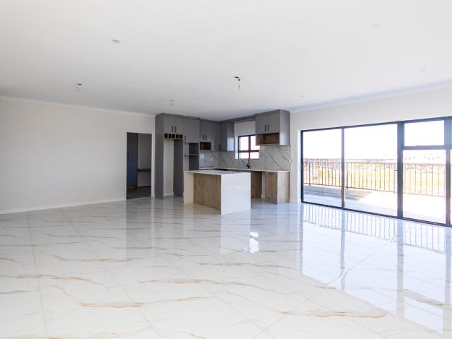 3 Bedroom Apartment in Sandown
