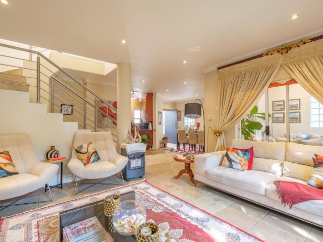 3 Bedroom Apartment in Sandown