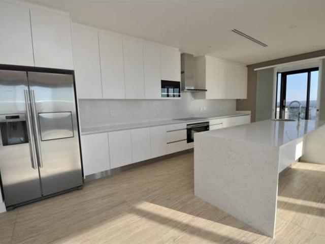 3 Bedroom Apartment in Sandown