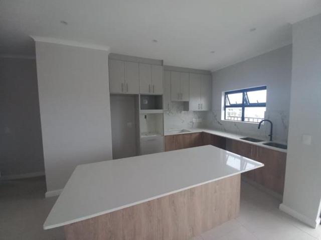 3 Bedroom Apartment in Sandown