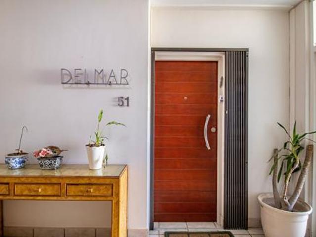 3 Bedroom Apartment in Sea Point