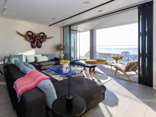 3 Bedroom Apartment in Sea Point