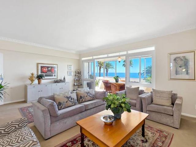 3 Bedroom Apartment in Sea Point