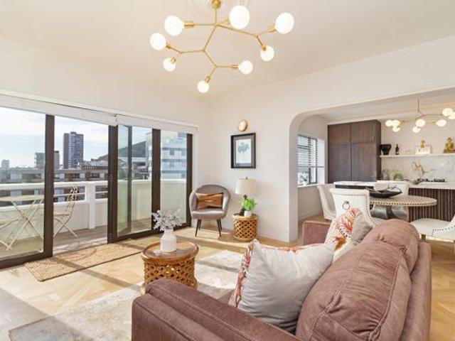 3 Bedroom Apartment in Sea Point
