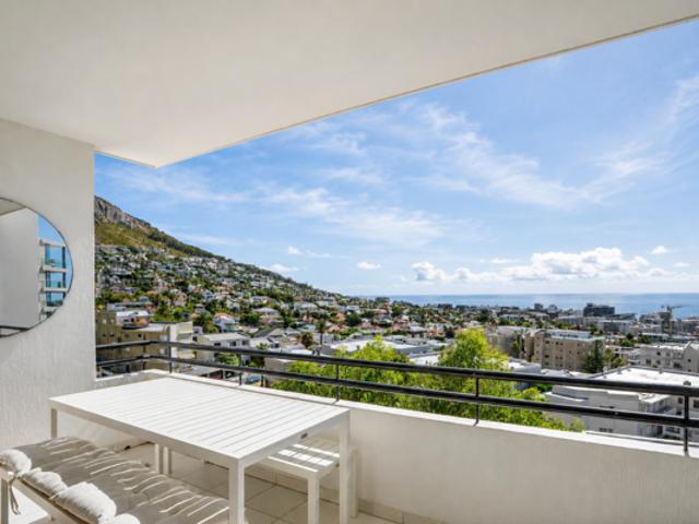 3 Bedroom Apartment in Sea Point