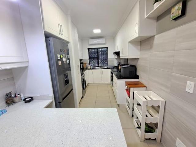 3 Bedroom Apartment in Selection Beach